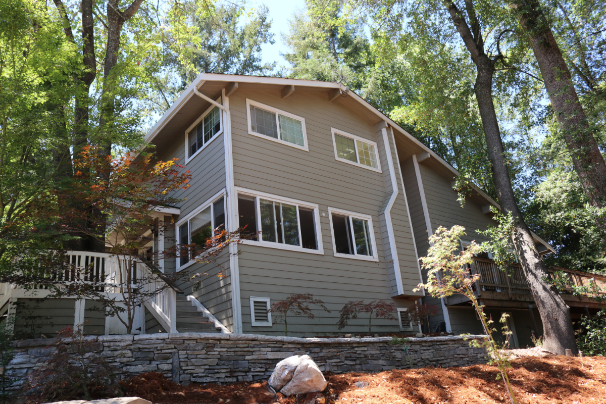 21670 Woolaroc Drive Los Gatos, CA 95033